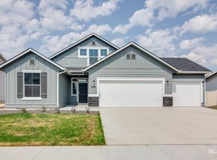 670 W Tanzanite Dr, Kuna, ID 83634