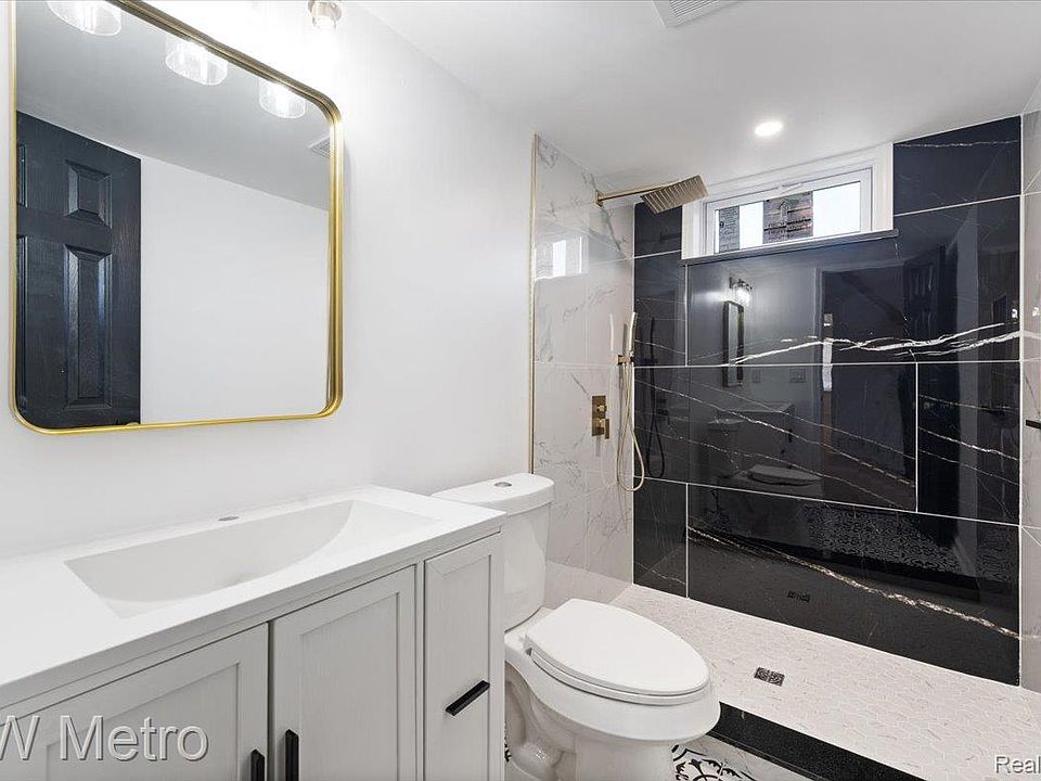 15703 Asbury Park, photo 14