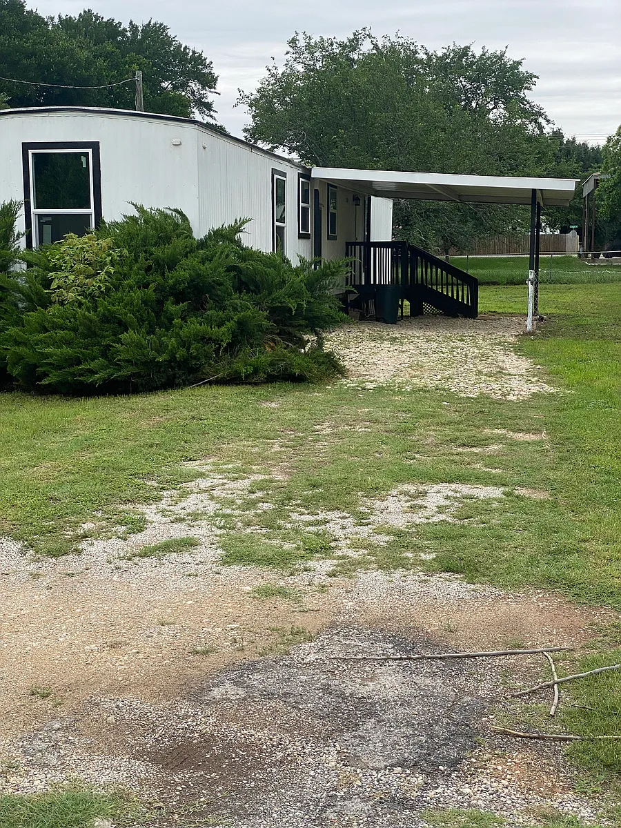 Building Photo - 1508 Alamo Dr