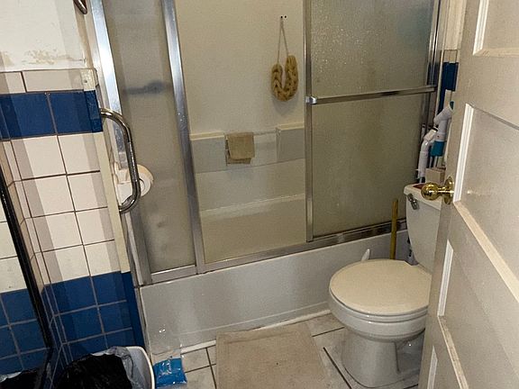 3rd image of 644 Carroll Avenue #5