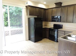 5857 SE 18th St, Gresham, OR 97080