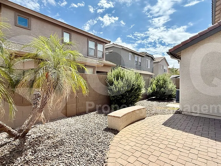 19067 E Pelican Dr — Photo 4
