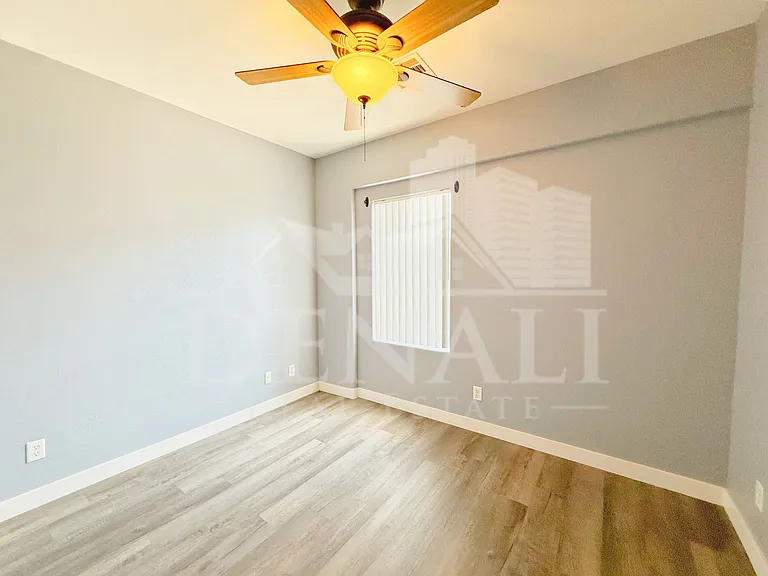 4710 E Culver St — Photo 18