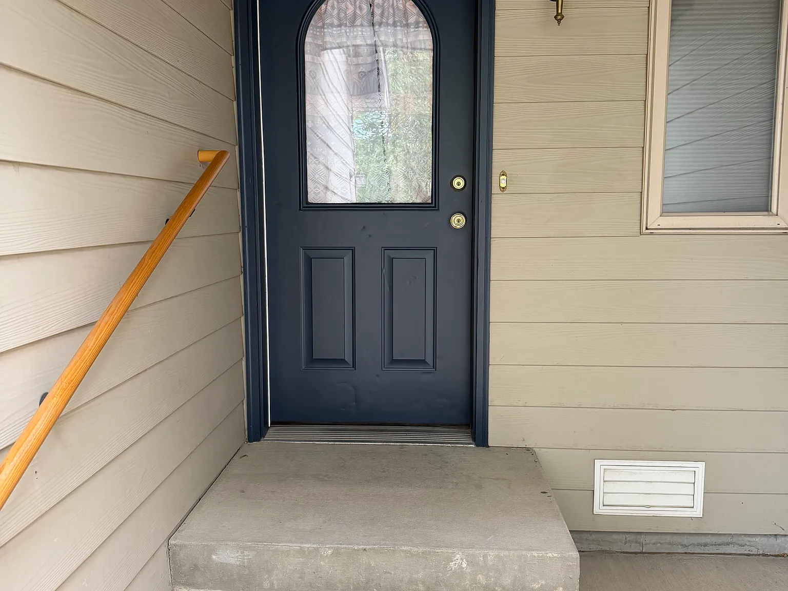3 bed, 2.5 bath, 1190 sqft, $1,600 — Photo 3