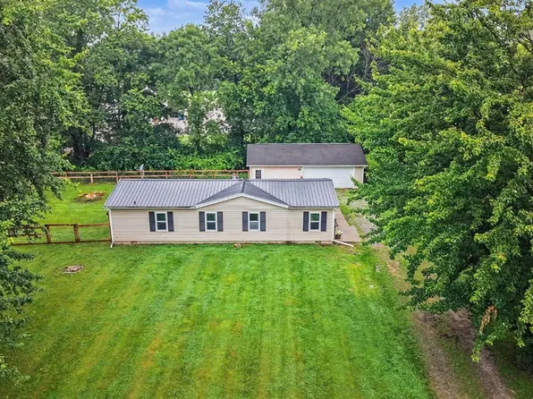 17451 Bloomrose Rd, Williamsburg, OH 45176
