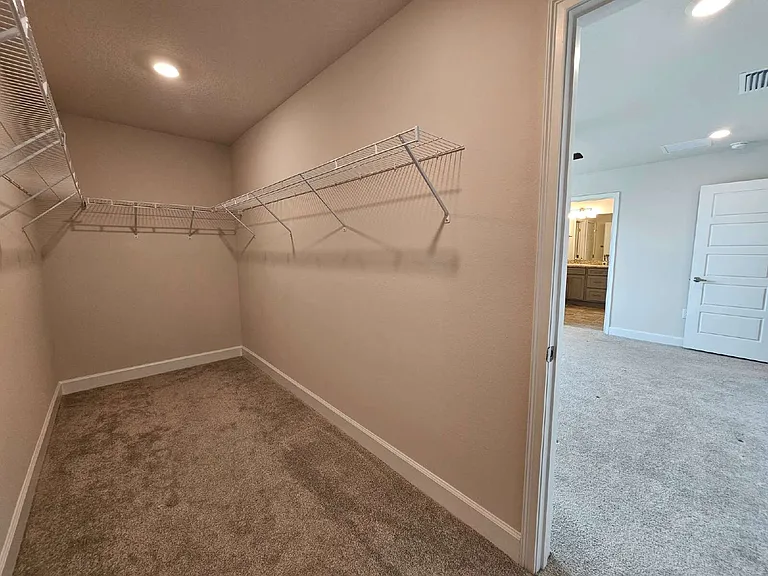 1109 Canfield Cir SE — Photo 12