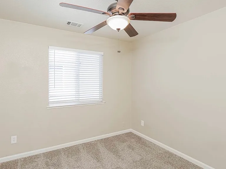 2742 Cobbler St — Photo 9