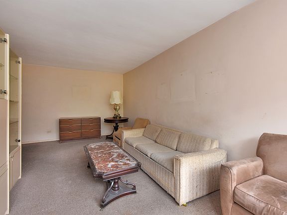 2nd image of 14475 Melbourne Ave APT 3B