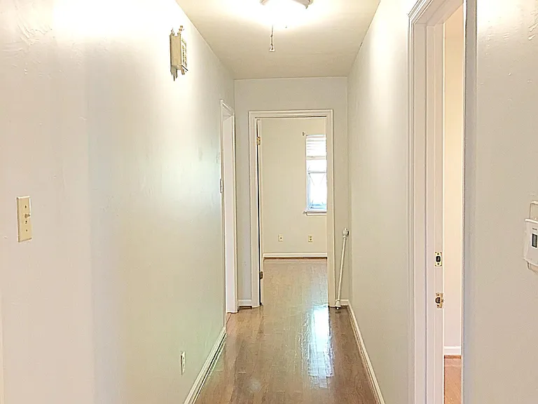 7922 Illinois St — Photo 7