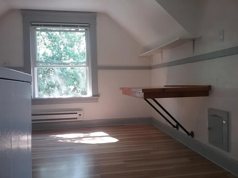 Kitchenette table