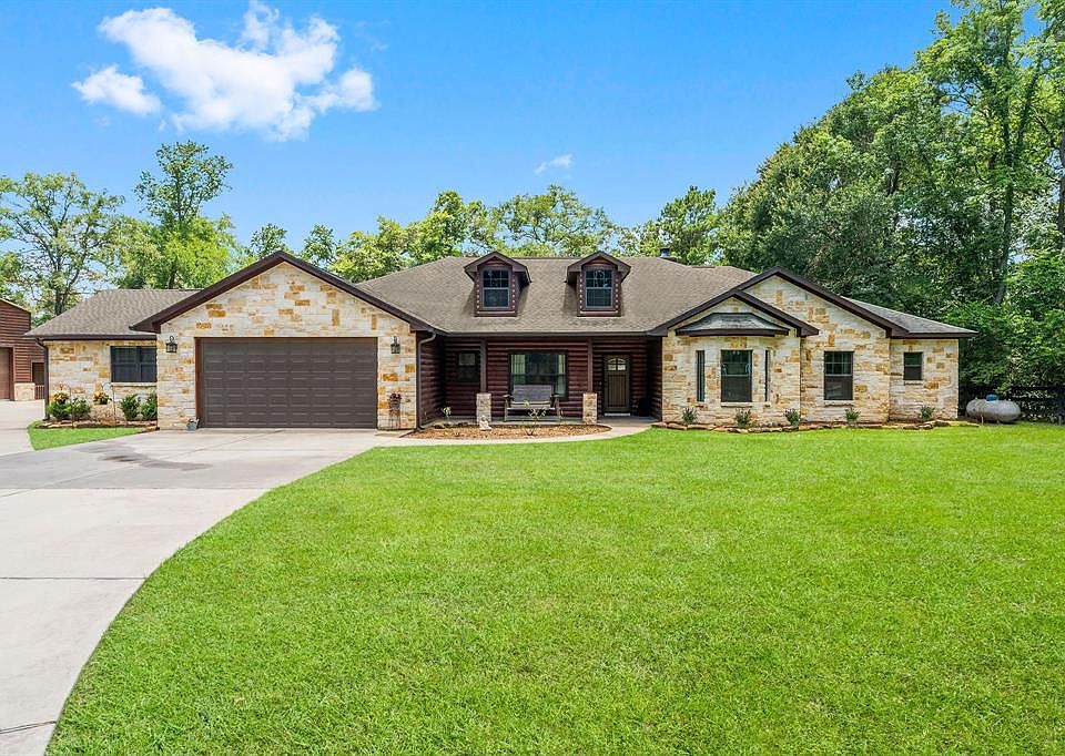 1st image of 2345 Apache Dr
