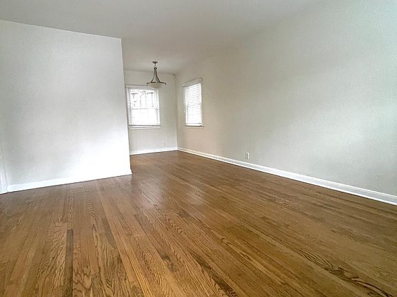 4th image of 8858 Cynthia St