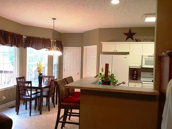 Breakfast nook
