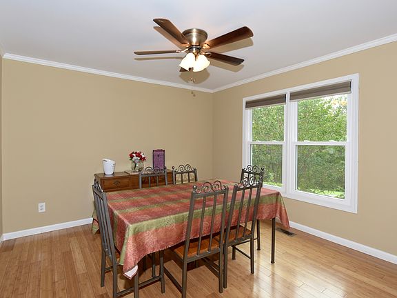 4th image of 1119 Jennings Dr