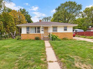 1445 McAfee St, Saint Paul, MN 55106
