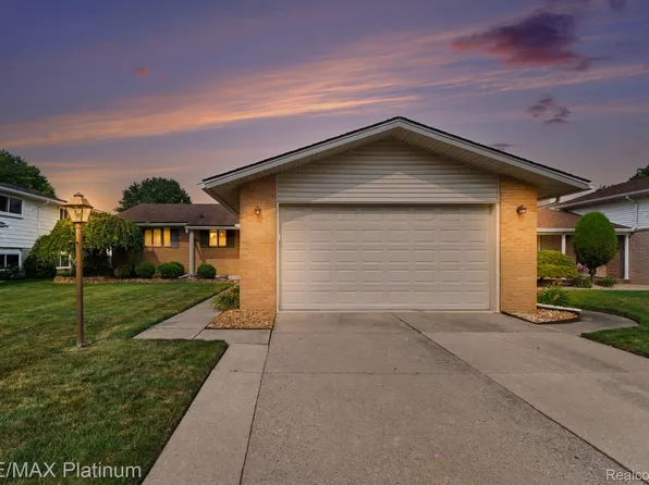 10882 Seavitt Dr, Allen Park, MI 48101