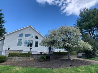 7 Ardsley Ct, Holmdel, NJ 07733