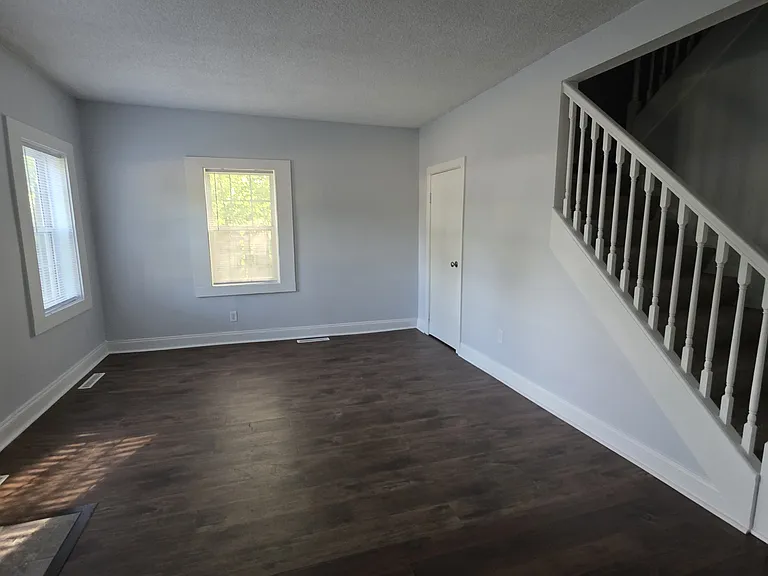 88 Beckwith Dr — Photo 6