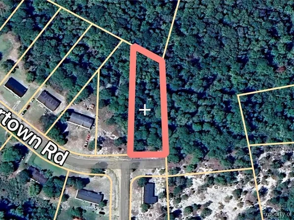 903 Shakertown Rd, Fayetteville, NC 28312