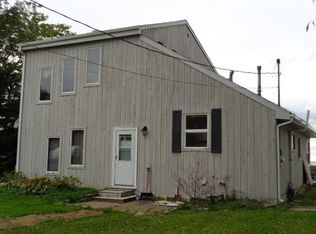 22 E Wautoma Beach Rd, Hilton, NY 14468
