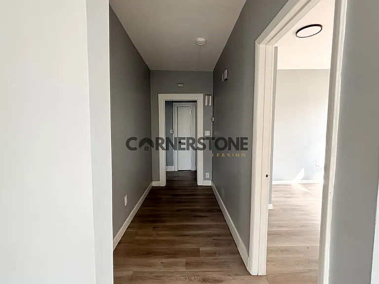 16 Crescent Ave — Photo 5