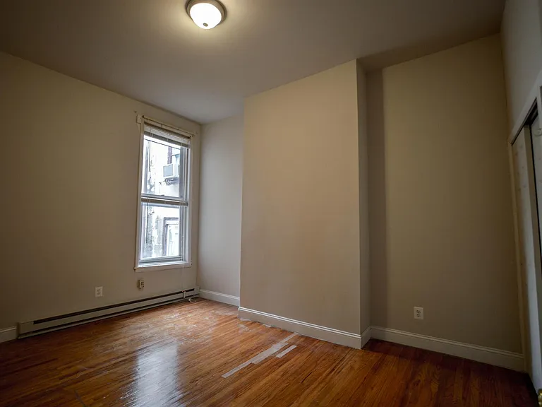 3909 Pine St #2F — Photo 6