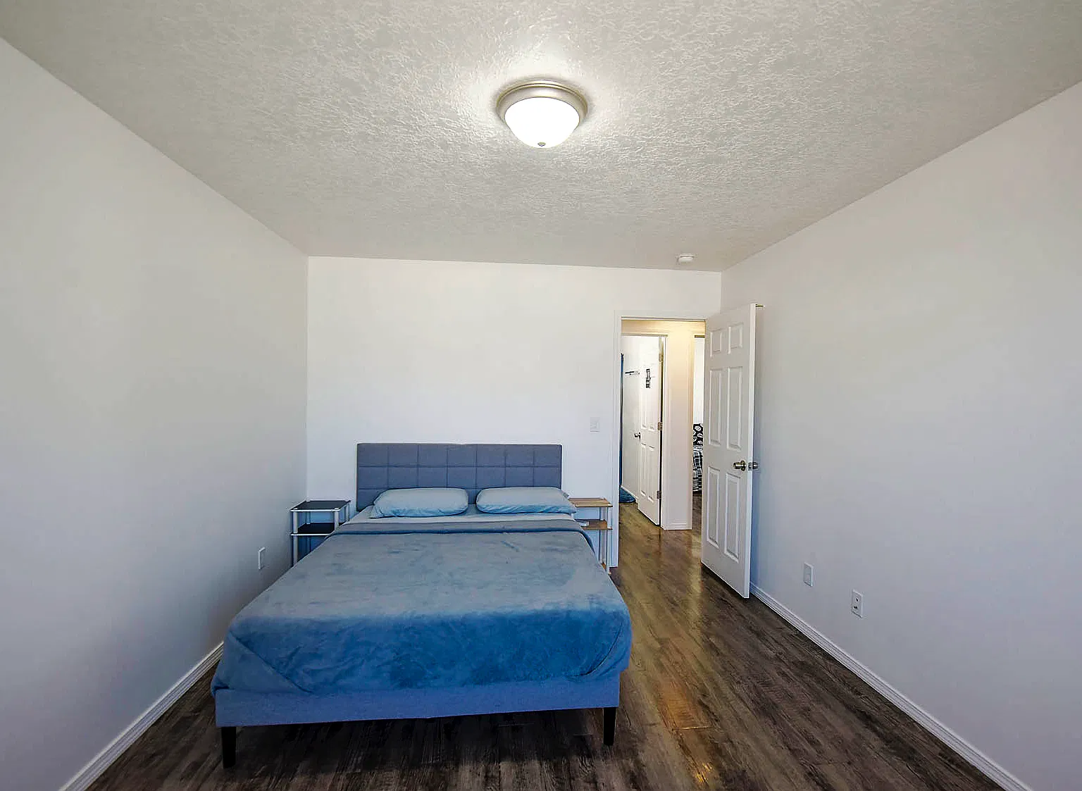 3 bed, 1172 sqft, $2,500 — Photo 3