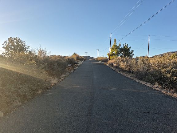 4th image of 1770 S Piute Rd