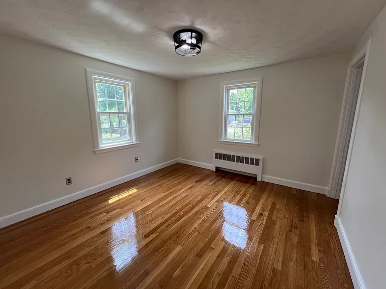 287 Main St — Photo 5
