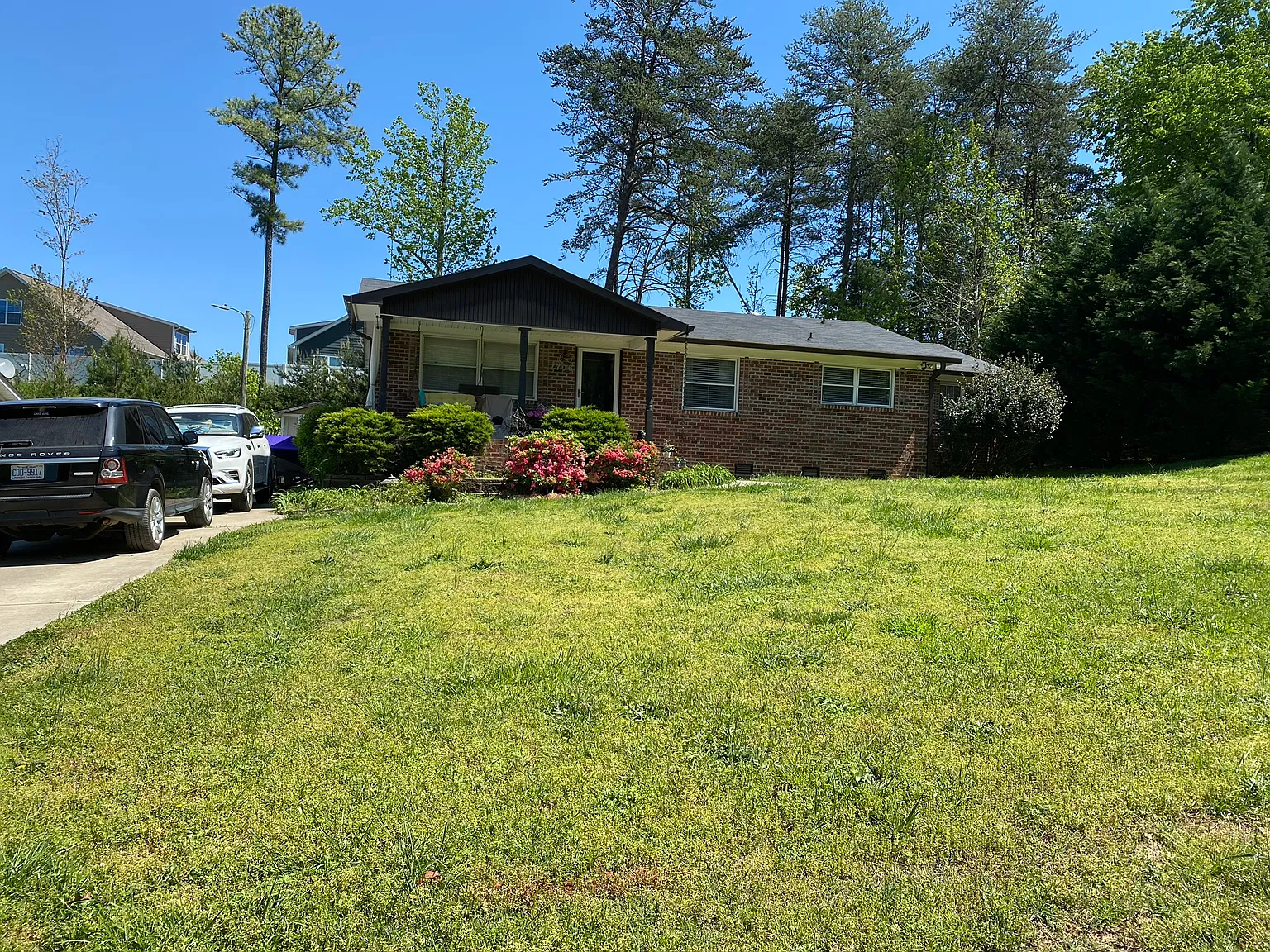 3 bed, 1.5 bath, 1252 sqft, $2,200 — Photo 4