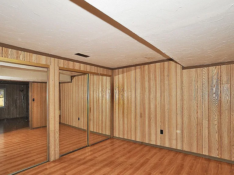 848 Village Brook Ct — Photo 13