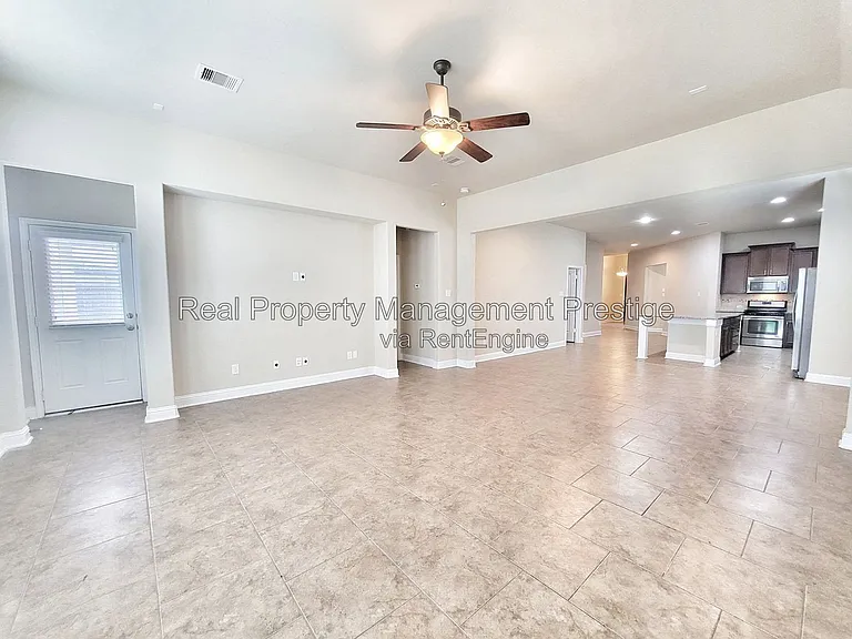 4820 Piares Ln — Photo 15