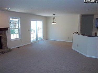 5th image of 16648 Wexford Ln