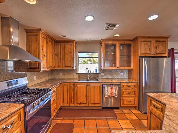 5th image of 1312 W 9th St