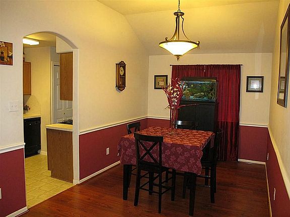 4th image of 7427 Edgecraft Dr