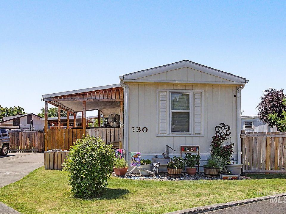 1st image of 2015 6th Ave Spc 130