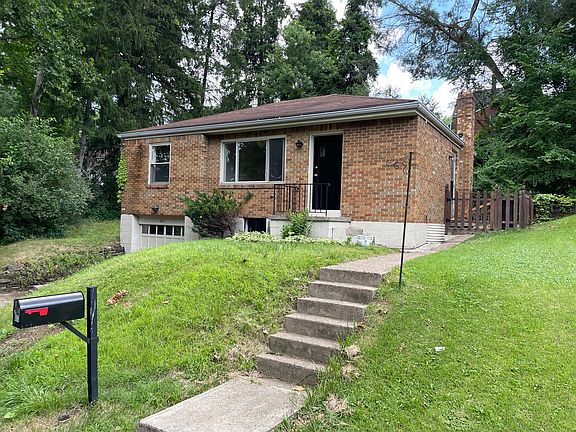 2nd image of 803 Jefferson St