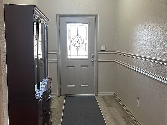 3rd image of 7008 Pinecrest Ave