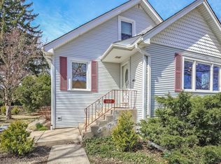 660 S Euclid Ave, Elmhurst, IL