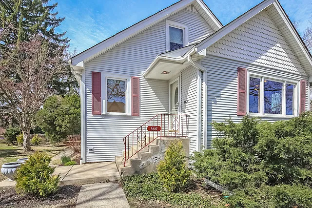 660 S Euclid Ave photo 1