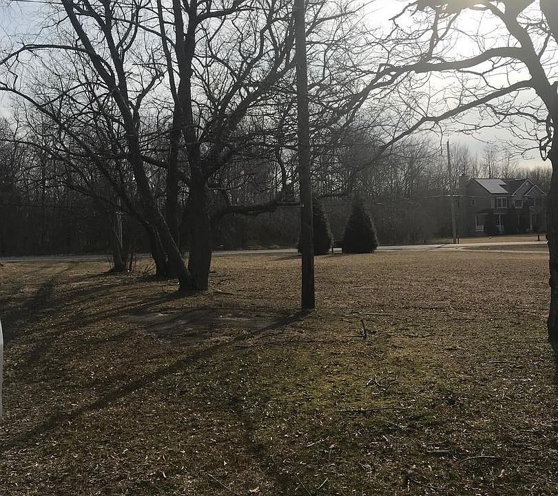2nd image of 683 10th Ave