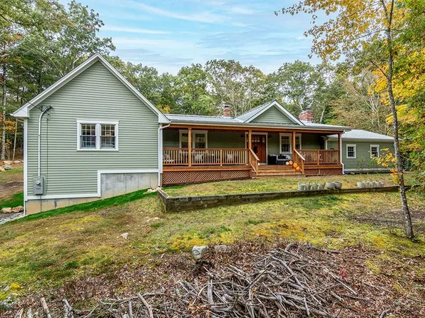 75 Purgatory Rd, Exeter, RI 02822