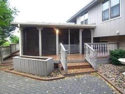 2nd image of 9430 Peacock Ln
