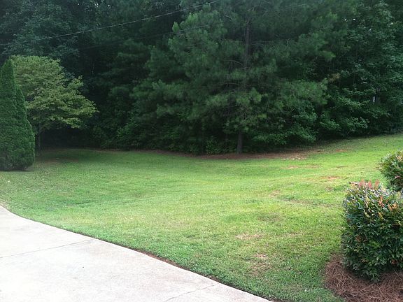 3rd image of 5761 Shoal Creek Dr