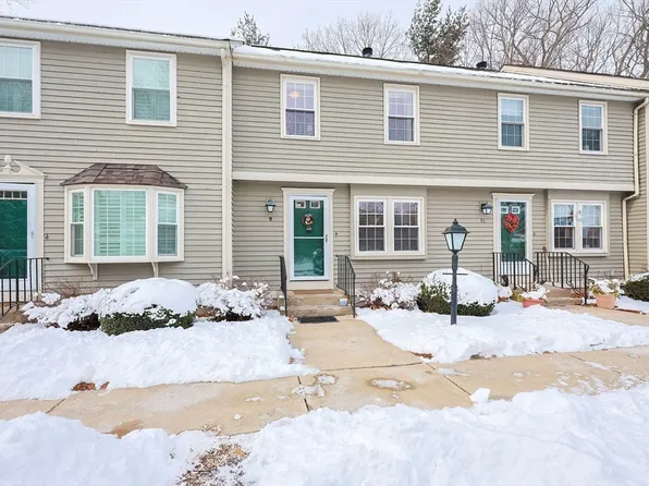 145 South St APT 9, Walpole, MA 02081