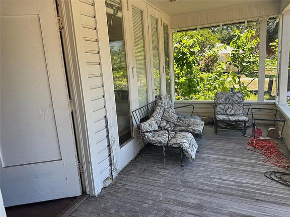 3rd image of 707 S Prospect Ave