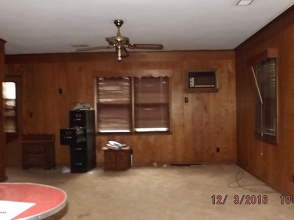4th image of 1034 Academy Dr