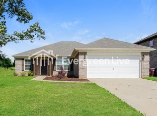 14690 Bowman St, Athens, AL 35613