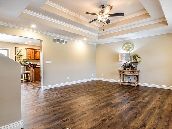 3rd image of 9573 Tasha Ln