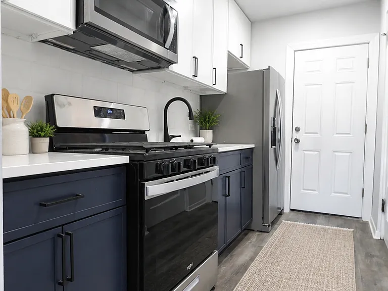 3621 S Winchester Ave #2F — Photo 8